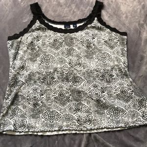 Basic Editions Like New Ladies Lace Camisole/Tank